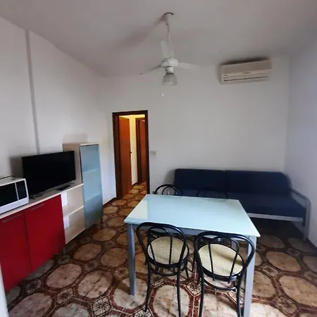 Aparthotel Residence Holiday *